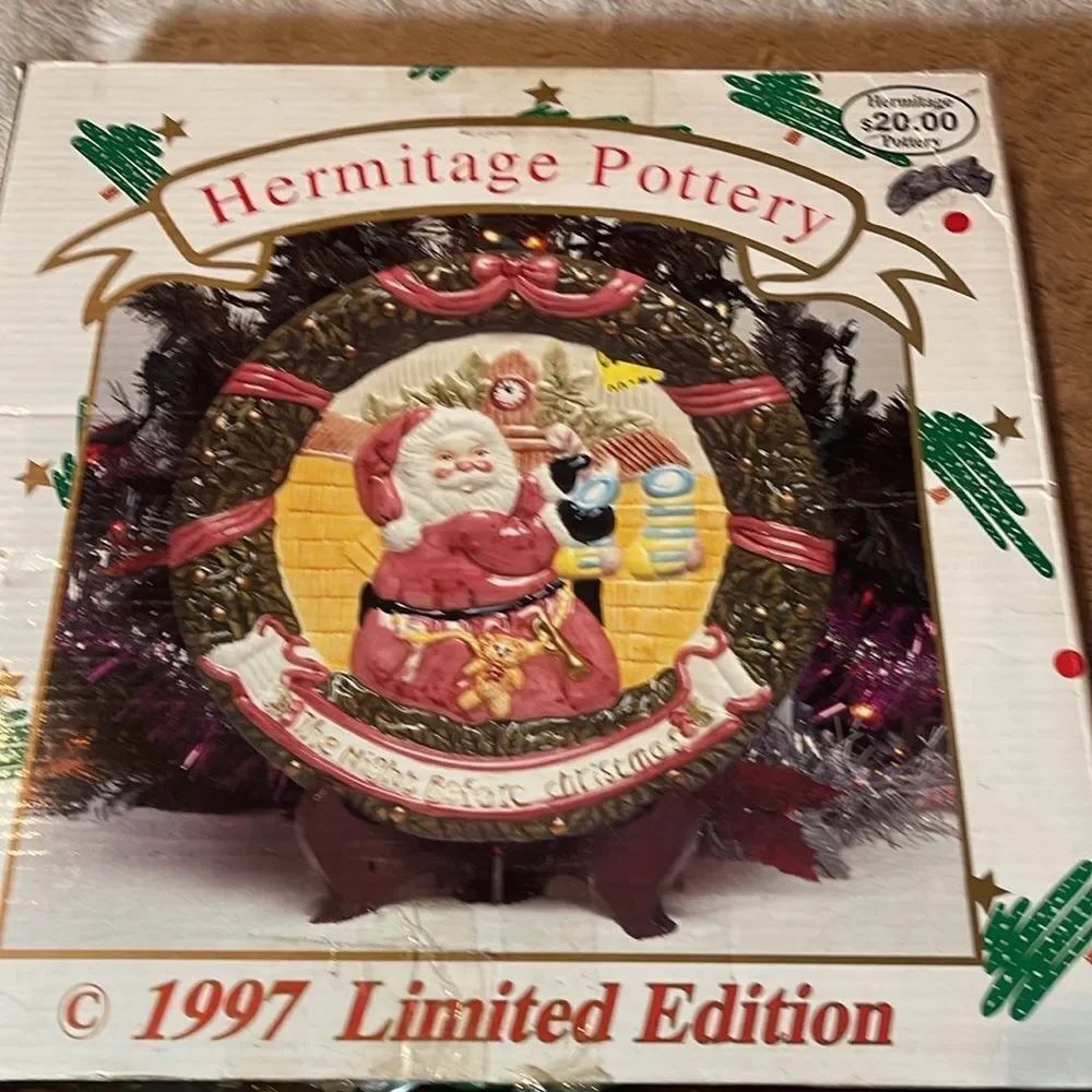 Santa Christmas Plate hermitage pottery vintage 1997